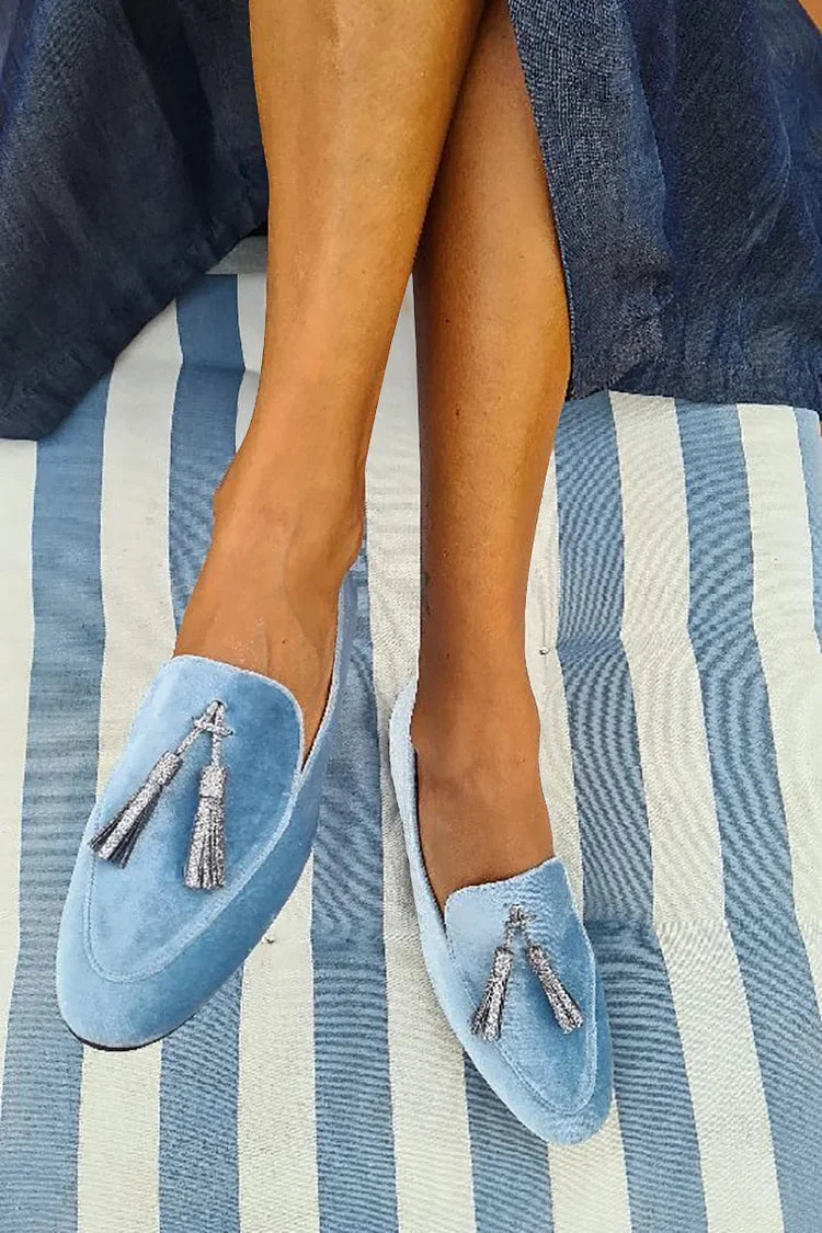 GLORIA SLIPPER WITH SILVER TASSEL