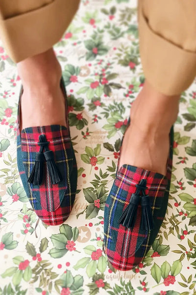 NANCY SCOTTISH CHIC LOAFER WITH FRINGES
