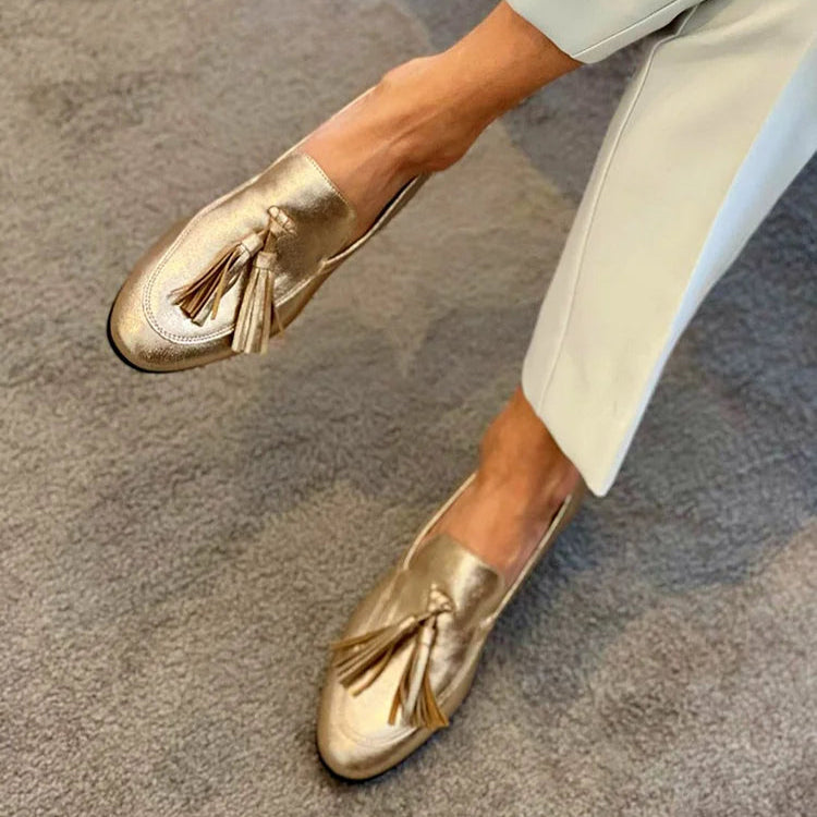 PAULINE GOLD MOCASSIN WITH TASSELS