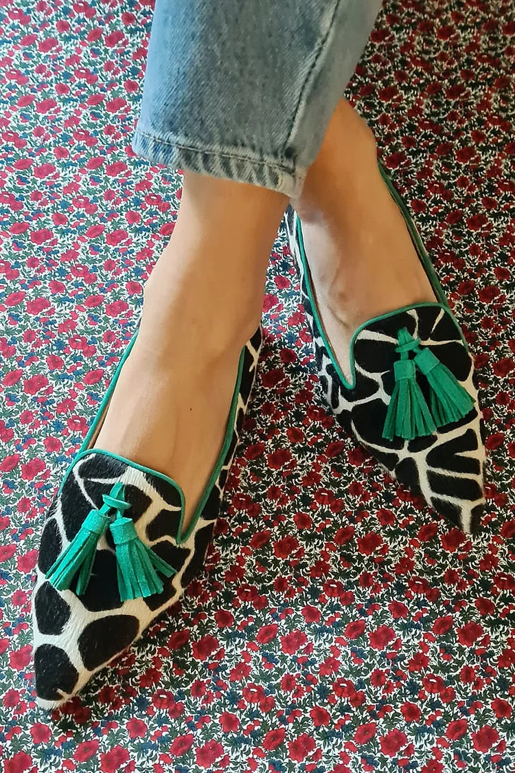 ELEANOR POINTED LOAFER WITH GIRAFFE PRINT AND GREEN FRINGES
