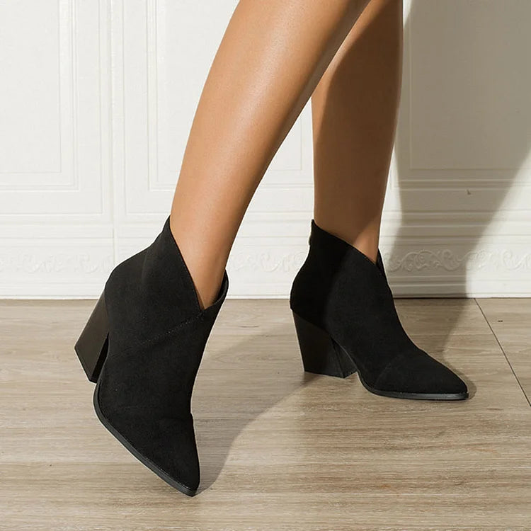 Jean | Chic suede ankle boots
