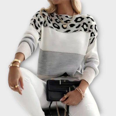Gwen | Casual Leopard Print Sweater