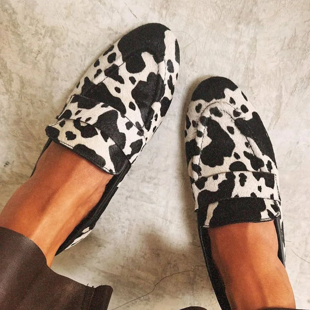 LINDA ELEGANT ANIMAL PRINT LOAFERS
