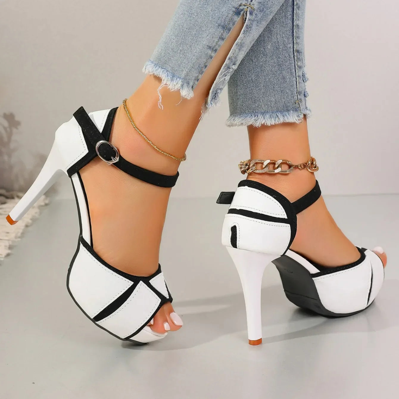 JENNIFER MARISE HEELS