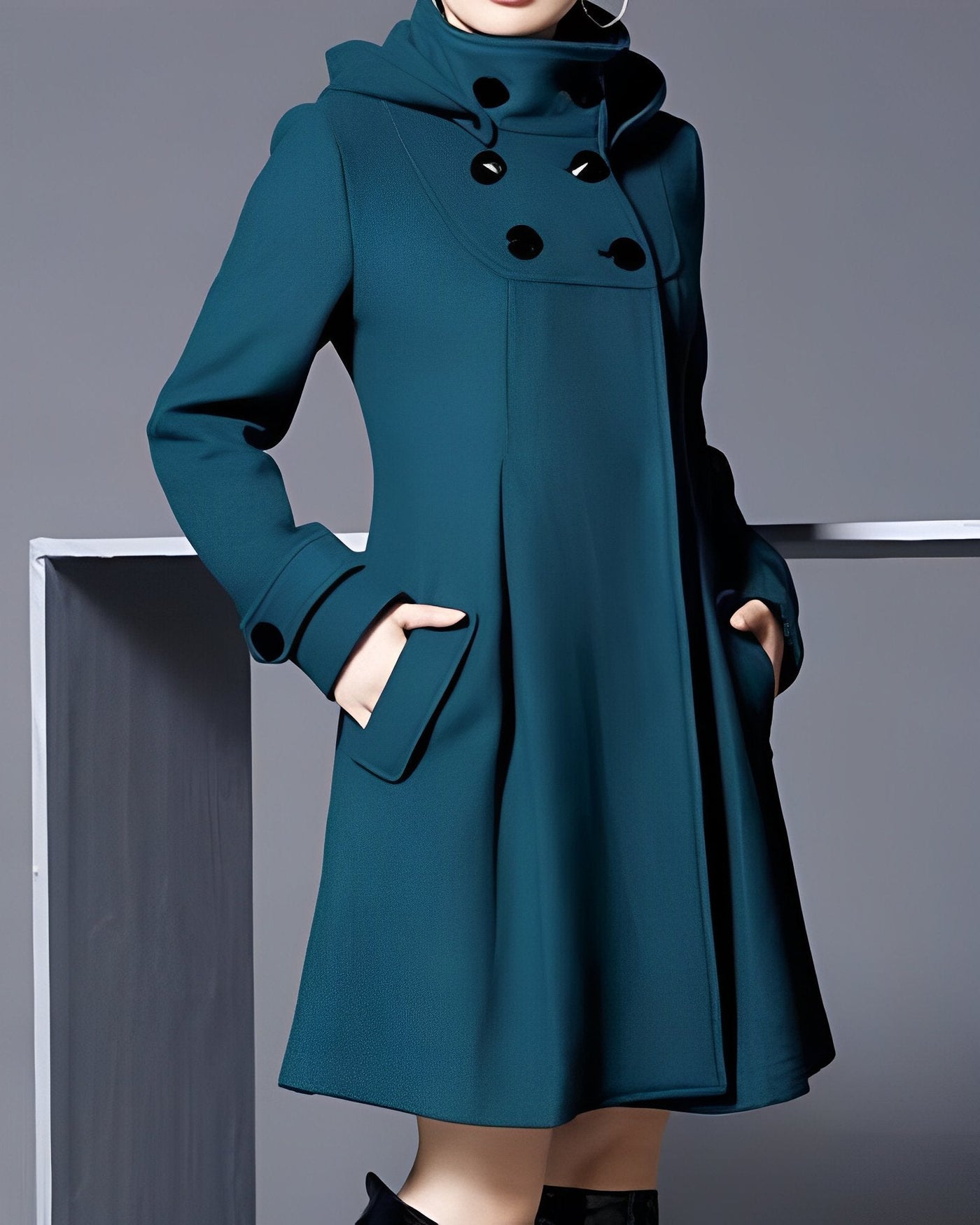 Cynthia | Elegant Double-Breasted Coat with Hood