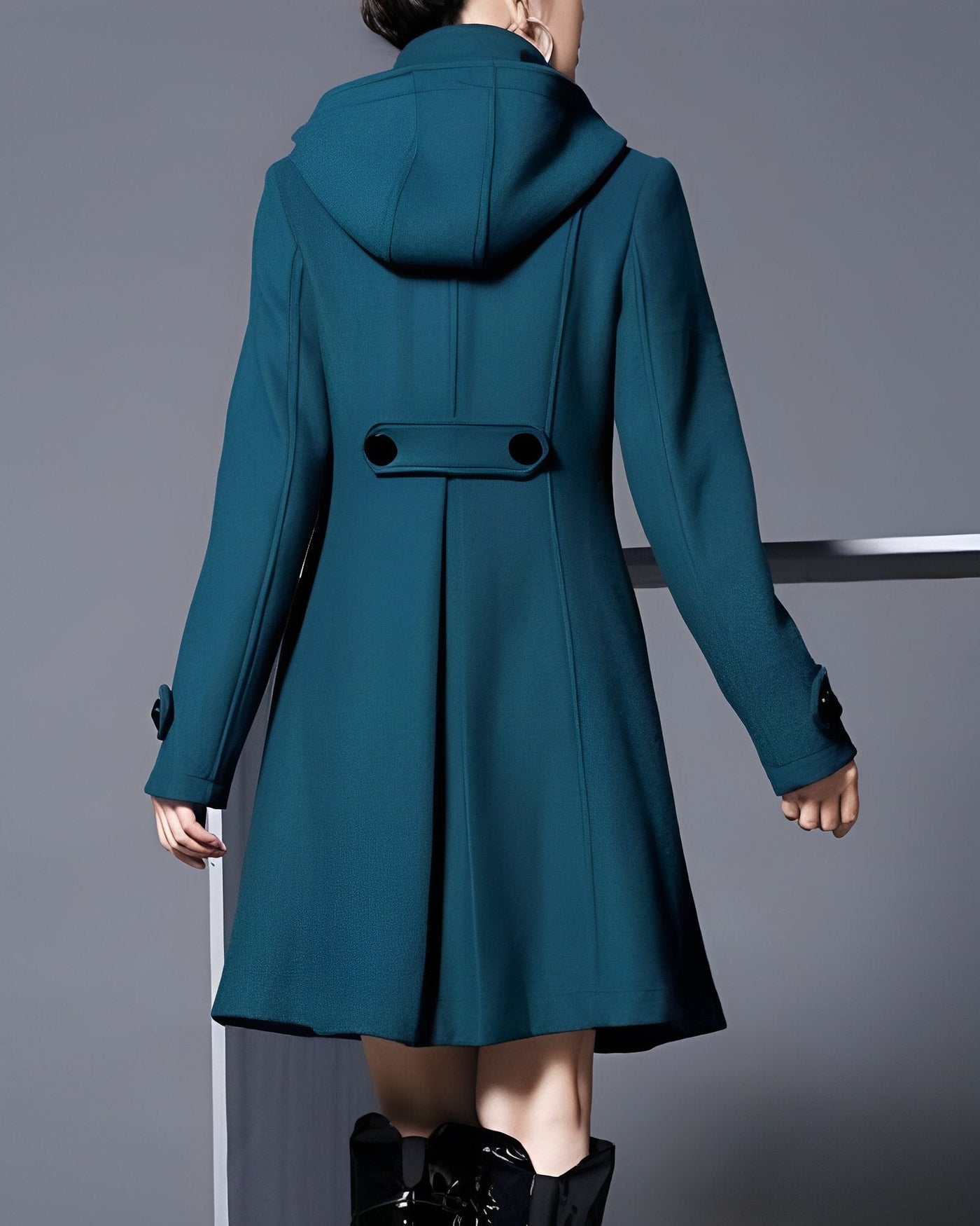 Cynthia | Elegant Double-Breasted Coat with Hood