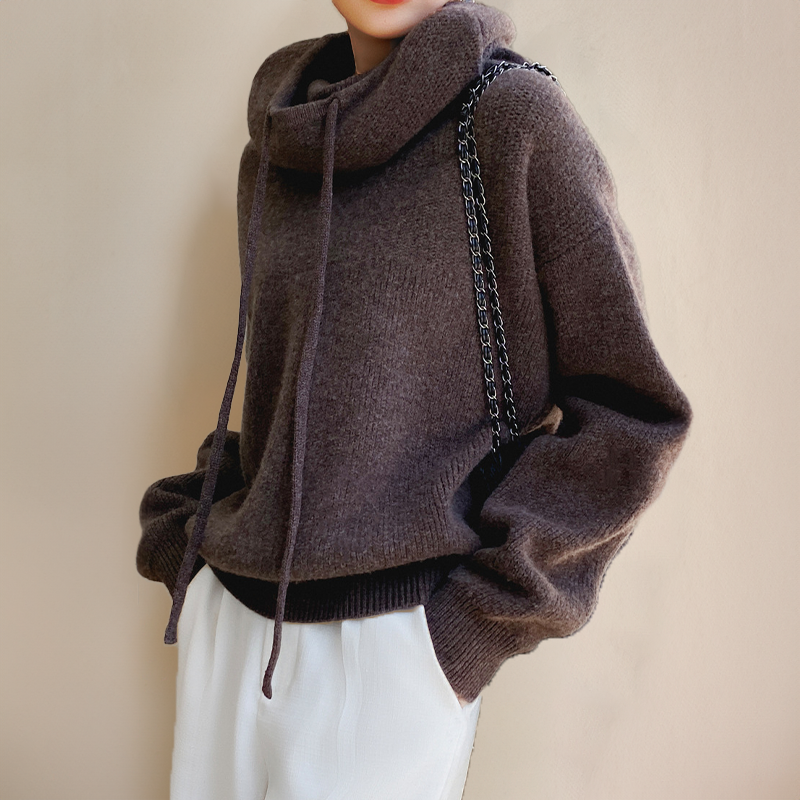 Gretchen | Cozy Hooded Sweater
