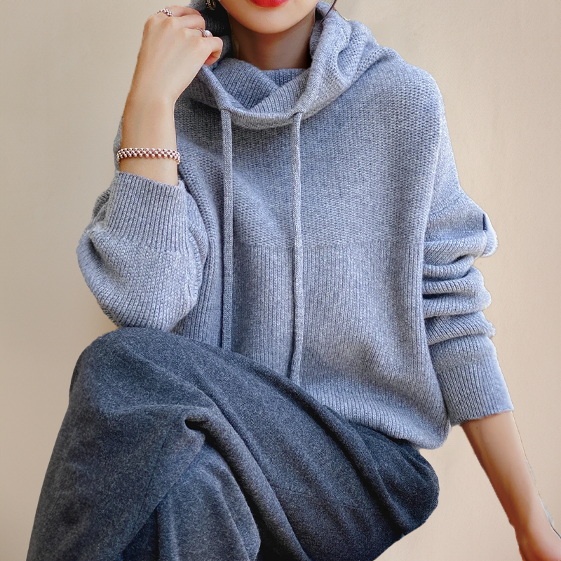 Gretchen | Cozy Hooded Sweater