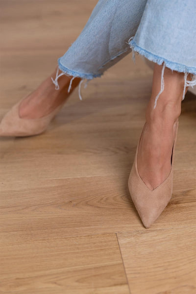 Cheryl ™ | Nude slingback heels with a fine heel